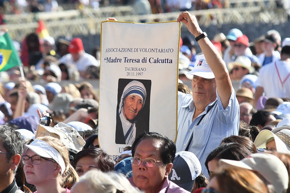 Piazza San Pietro, 3 settembre 2016: Giubileo operatori Misericordia - Associazione volontariato Madre Teresa di Calcutta Taurisano