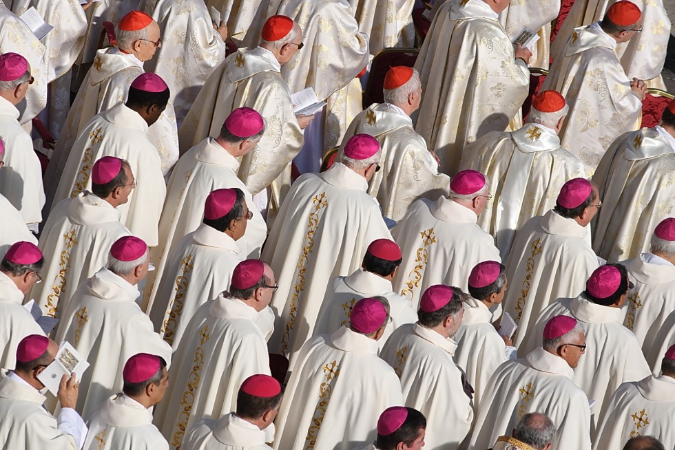 Vaticano, 20 novembre 2016: Papa Francesco celebra messa chiusura Porta Santa - vescovi, zucchetto