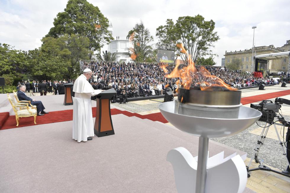 Bogotà, 7 settembre: Papa Francesco incontra le autorità