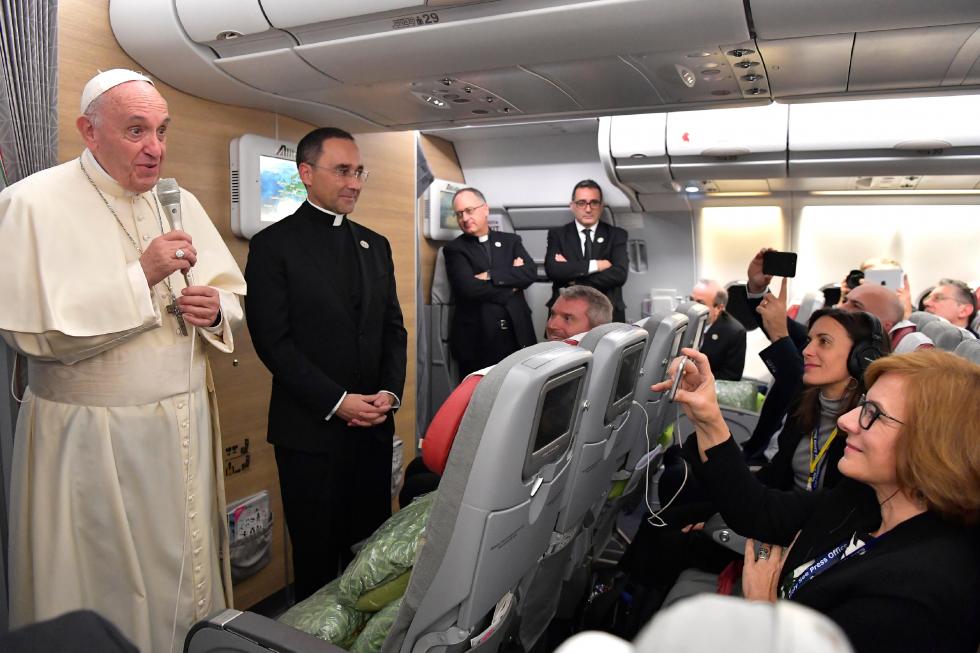 Roma, 26 novembre: Viaggio Apostolico di Papa Francesco in Myanmar e Bangladesh (26 novembre – 2 dicembre), la partenza da Roma